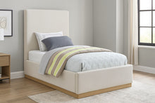 Load image into Gallery viewer, Alfie - Bed
