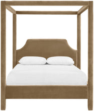 Load image into Gallery viewer, Dawson - Velvet Upholstered Bed
