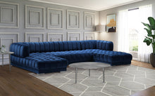 Load image into Gallery viewer, Gwen - 3 Piece Sectional
