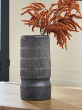 Load image into Gallery viewer, Beninworth - Vase

