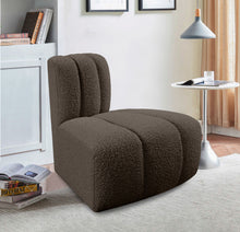 Load image into Gallery viewer, Arc - Boucle Fabric Reverse Corner
