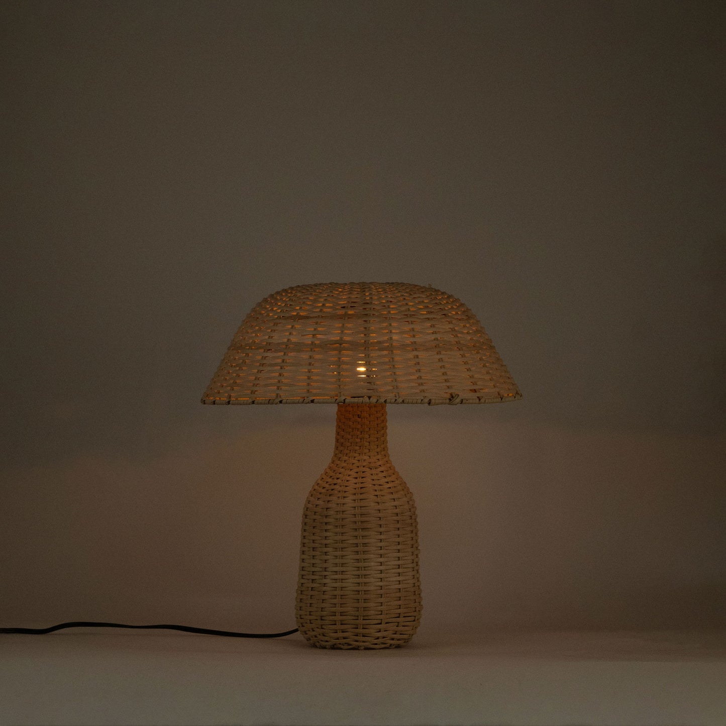 Havana - Rattan Table Lamp