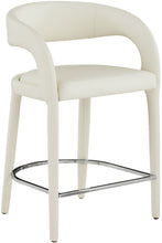 Load image into Gallery viewer, Sylvester - Stool
