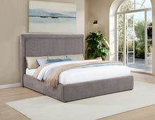Load image into Gallery viewer, Lawson Panel Platform Bed
