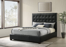 Load image into Gallery viewer, Medley Panel Platform Bed
