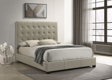 Load image into Gallery viewer, Medley Panel Platform Bed
