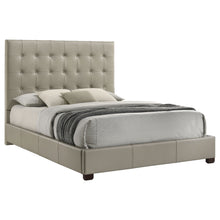 Load image into Gallery viewer, Medley Panel Platform Bed
