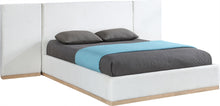 Load image into Gallery viewer, Bennet - Upholstered Bed
