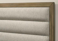 Load image into Gallery viewer, B269 - Bedroom Set
