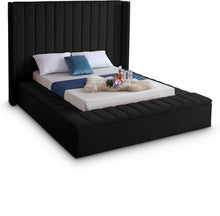 Load image into Gallery viewer, Kiki - Bed

