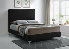Load image into Gallery viewer, Geri - Bed
