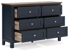 Load image into Gallery viewer, Landocken - Panel Bedroom Set
