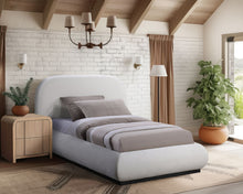 Load image into Gallery viewer, Vaughn - Chenille Bed With Black Base
