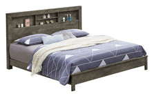 Load image into Gallery viewer, Bed With Transitional Design Stylish
