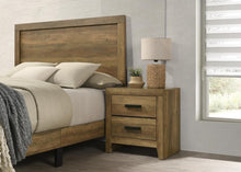 Load image into Gallery viewer, B526 - Nightstand - Knotty Oak
