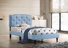 Load image into Gallery viewer, Button Tufted Bed Charming For Cozy Spaces
