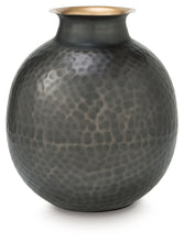 Load image into Gallery viewer, Woody - Vase

