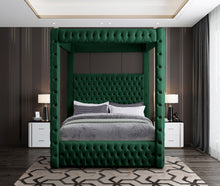 Load image into Gallery viewer, Royal - Bed
