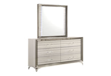 Load image into Gallery viewer, Zambrano - Mirror With LED - White
