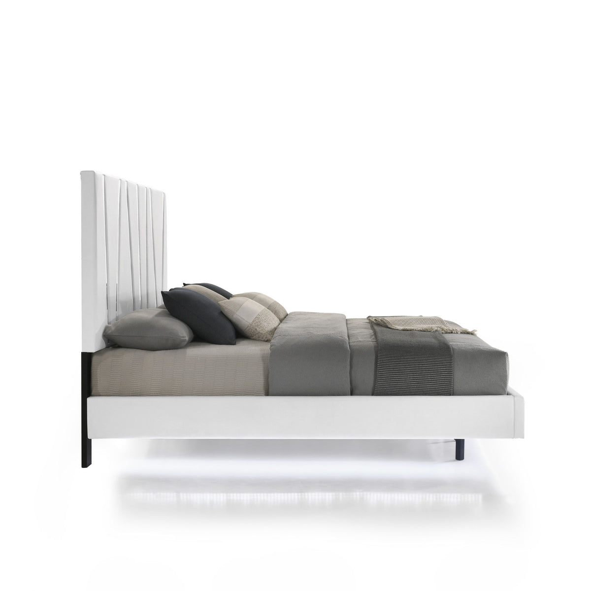 Europa - 5/0 Queen Headboard, Footboard & Slats - White