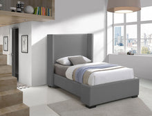 Load image into Gallery viewer, Oxford - Bed
