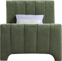 Load image into Gallery viewer, Camila - Bed
