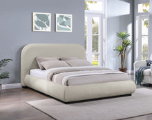 Load image into Gallery viewer, Vaughn - Chenille Bed With Black Base
