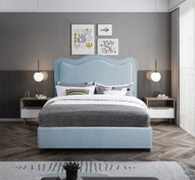 Load image into Gallery viewer, Felix - Bed
