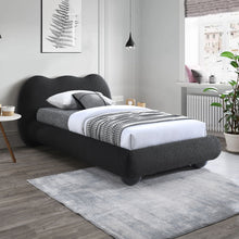 Load image into Gallery viewer, Hyde - Bed
