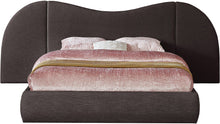 Load image into Gallery viewer, Everest - Linen Fabric Bed
