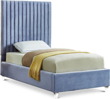 Load image into Gallery viewer, Candace - Bed

