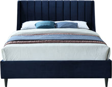 Load image into Gallery viewer, Eva - Velvet Bed
