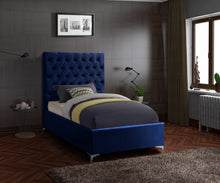Load image into Gallery viewer, Cruz - Bed
