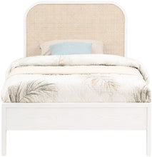 Load image into Gallery viewer, Siena - Bed
