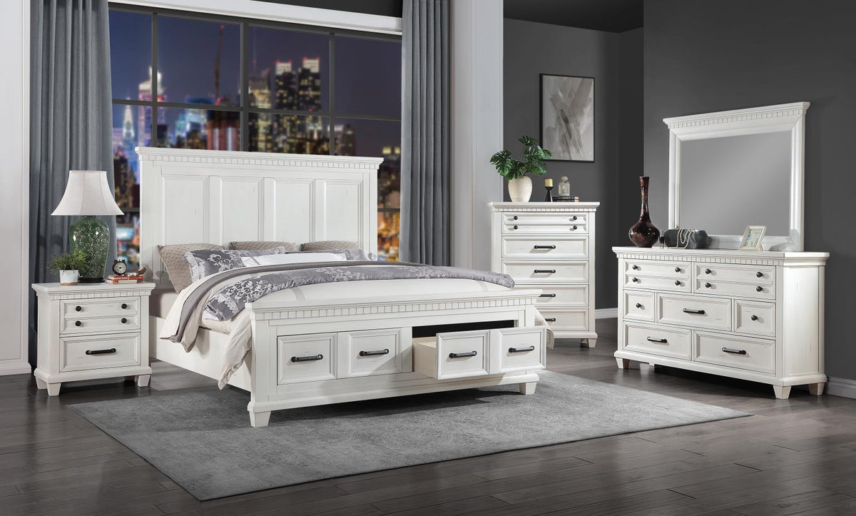 B078 - Chest - White