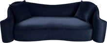 Load image into Gallery viewer, Destin - Sofa
