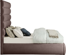 Load image into Gallery viewer, Adam - Linen Fabric Bed With 70.5" Headboard
