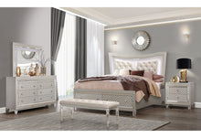 Load image into Gallery viewer, Paris - Chest - Champagne
