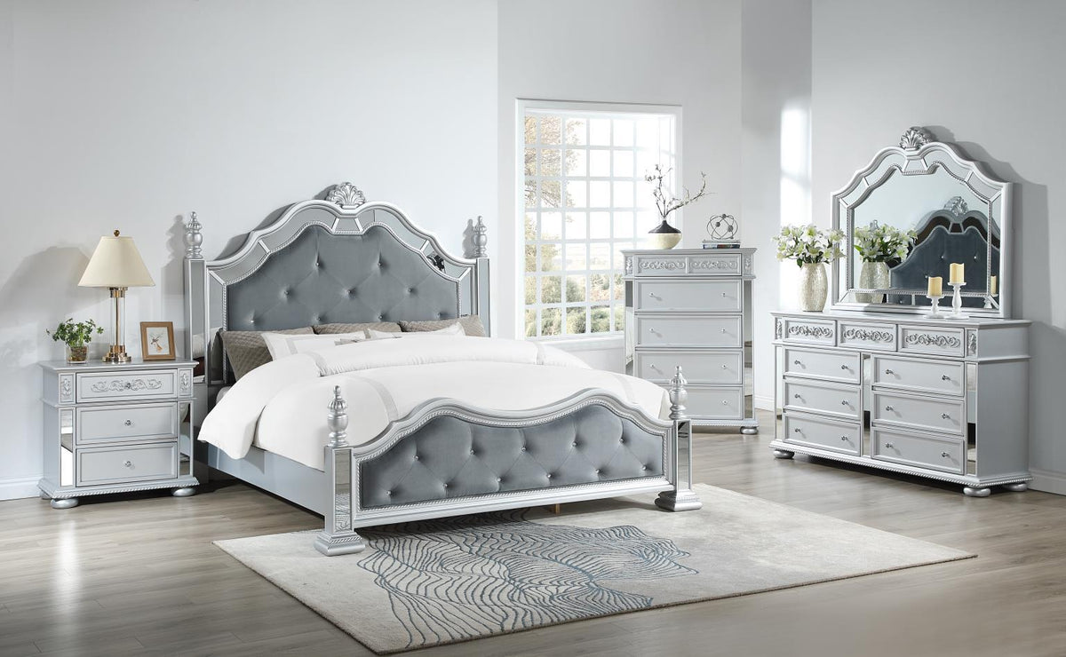 B092 - Chest - Gray