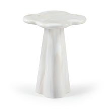 Load image into Gallery viewer, Nola - Concrete Indoor / Outdoor End Table
