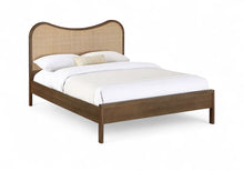 Load image into Gallery viewer, Windsor - Bed
