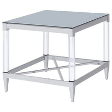 Load image into Gallery viewer, Lindley End Table
