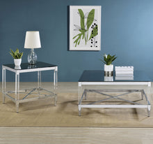 Load image into Gallery viewer, Lindley End Table
