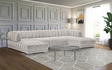 Load image into Gallery viewer, Gwen - 3 Piece Sectional
