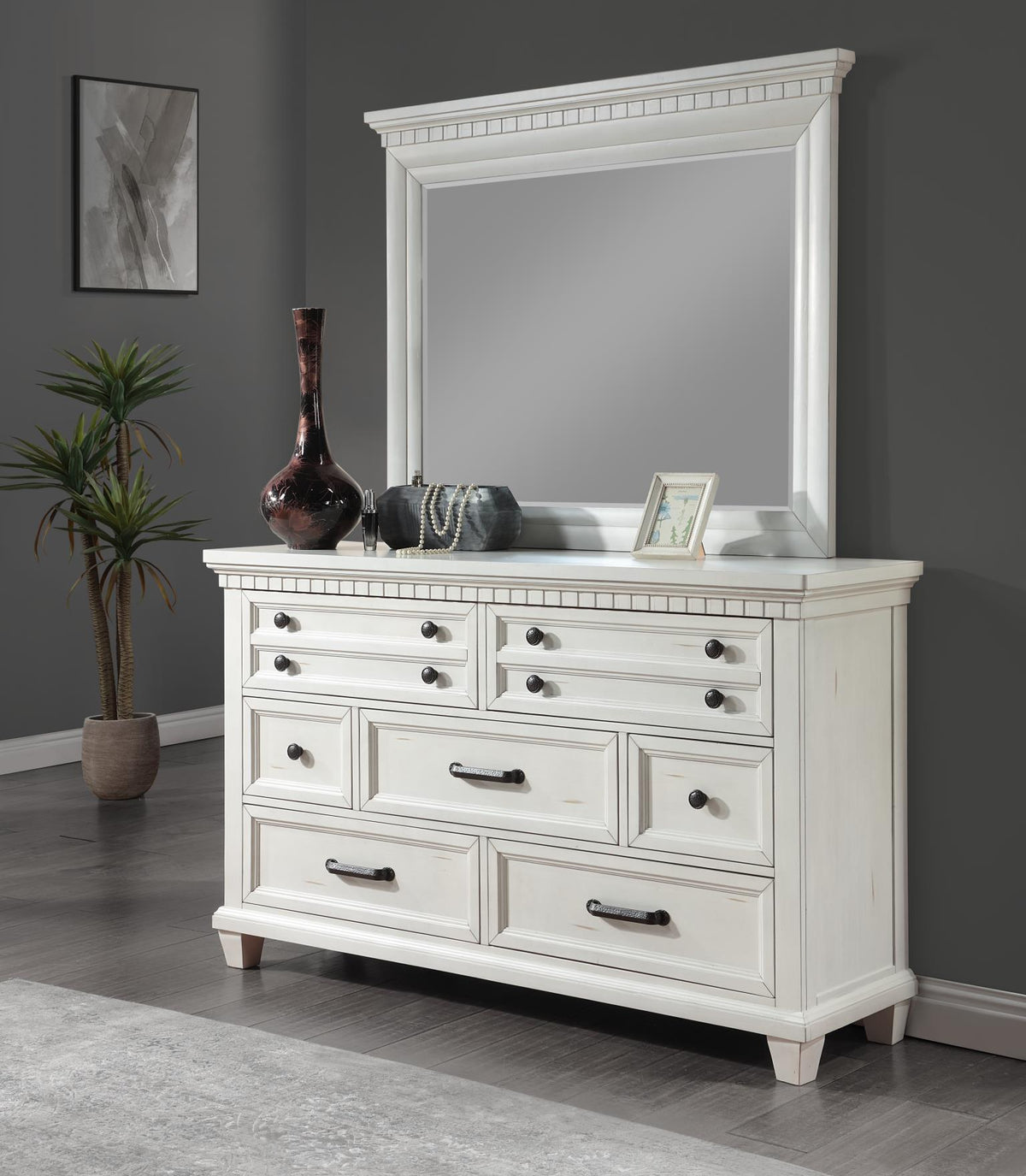 B078 - Bedroom Set
