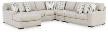 Load image into Gallery viewer, Laurelgrove Sectional with Chaise
