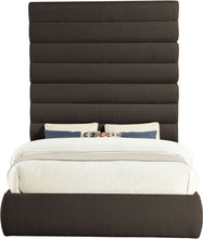 Load image into Gallery viewer, Adam - Boucle Fabric Bed With 89" Headboard
