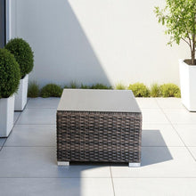 Load image into Gallery viewer, Minnesota - Outdoor Coffee Table Cube Design - Multicolor
