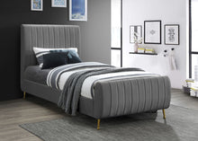 Load image into Gallery viewer, Zara - Bed
