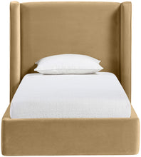 Load image into Gallery viewer, Kendall - Velvet Upholstered Bed
